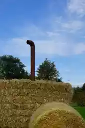 'Trecker aus Stroh' in a higher resolution