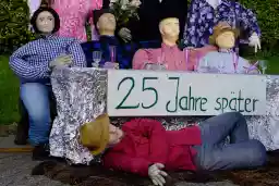 '25 Jahre später' in a higher resolution